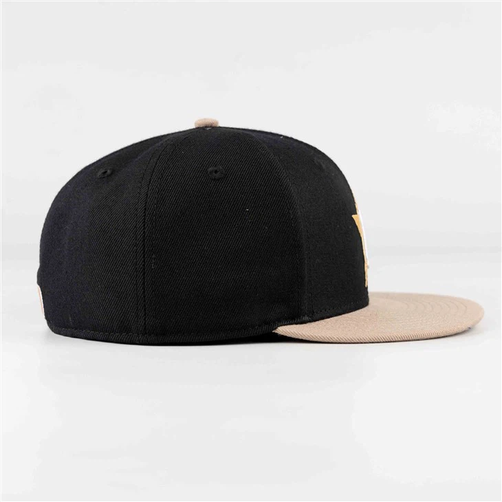 Sparkling Star Embroidered Fitted Cap
