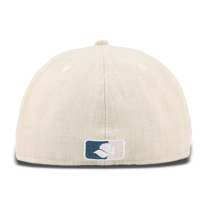 Three-dimensional Embroidery Letters Fitted Cap